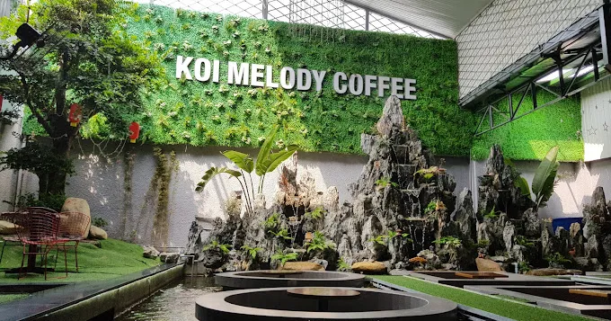 Không gian thoáng mát tại Koi Melody Coffee