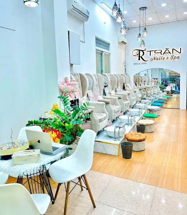 Trân Nails & Spa Quận 7