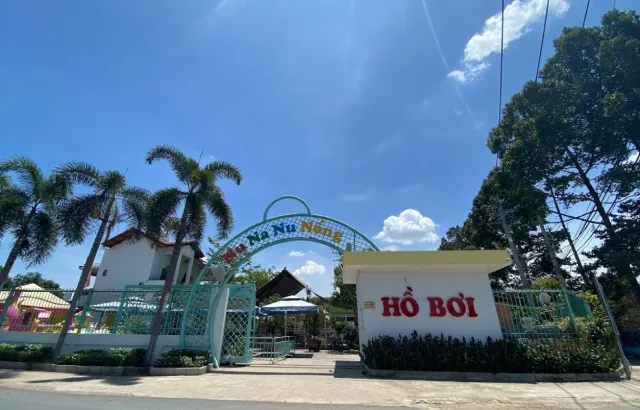 Hồ bơi Nu Na Nu Nống Củ Chi