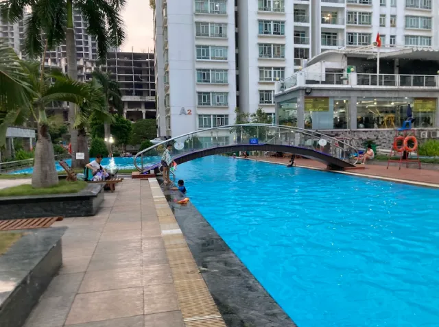 Hồ bơi New Sài Gòn