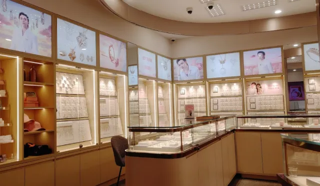 Tiệm vàng Huy Thanh Jewelry Phú Nhuận
