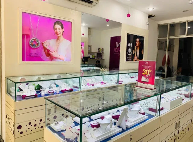 Tiệm bạc PNJ Quận 3