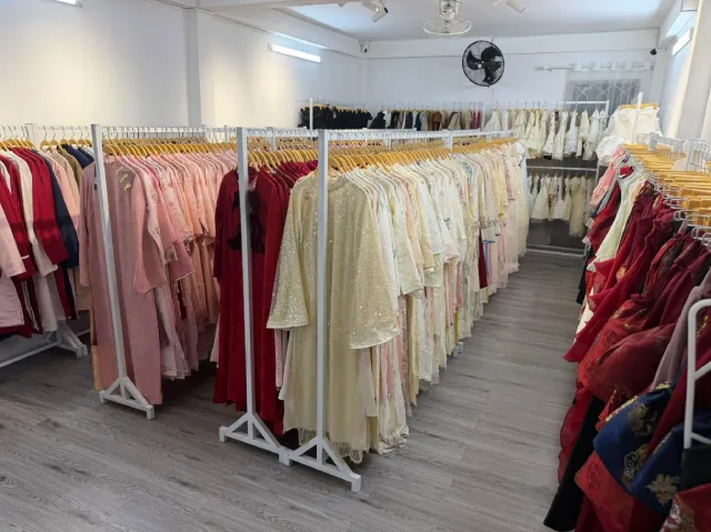 Lincy Dress - Tiệm thuê đồ đồng giá 50k