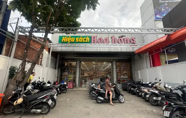 Hiệu sách Hoa Hồng Thủ Đức