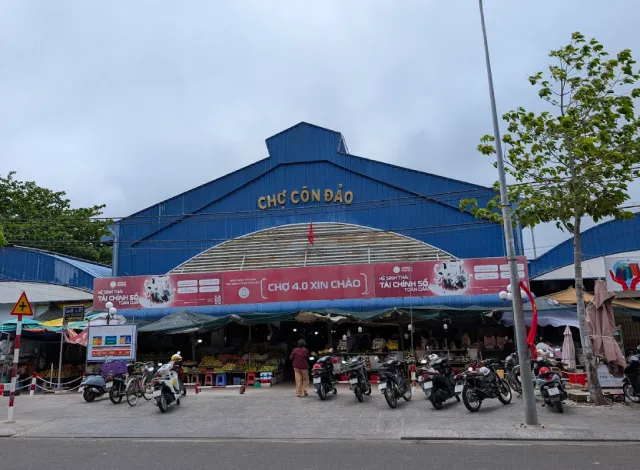 Ăn uống và giải trí tại Đặc khu Côn Đảo
