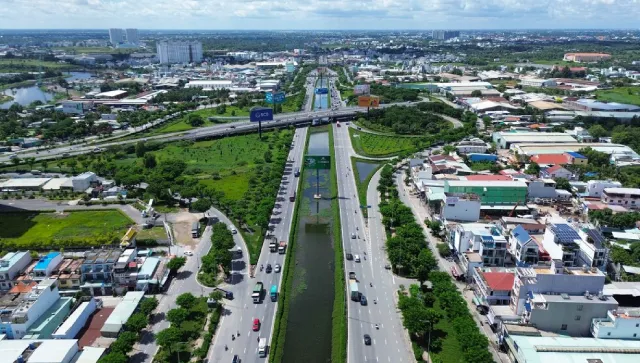 Giao thông và Dịch vụ Xe cộ tại Phường An Lạc