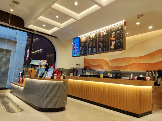 Ăn uống và giải trí tại Phường Bình Lợi Trung