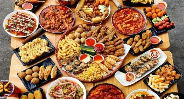 Ăn uống và giải trí tại Phường Chánh Phú Hòa