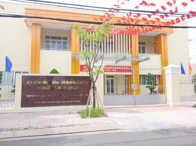 UBND Phường Phú Định, TP.HCM