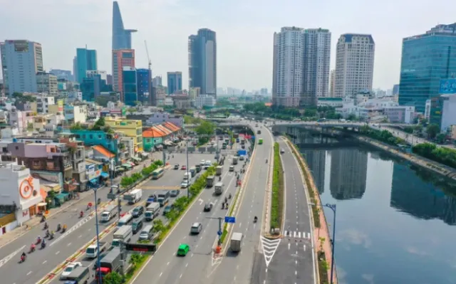 Giao thông và Dịch vụ Xe cộ tại Phường Sài Sòn
