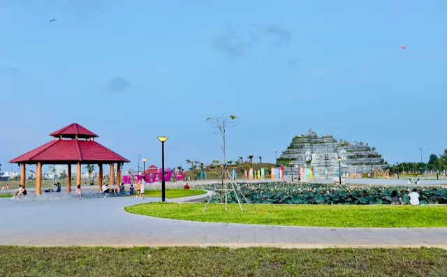 Địa điểm ăn uống và giải trí tại phường Tam Long