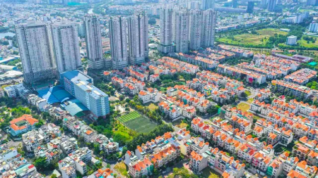 Tuyến đường chính nổi bật tại phường Tân Hưng, TP.HCM