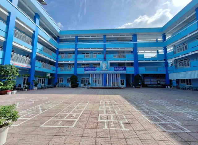 Trường học tại phường Tân Sơn Hòa, TP.HCM