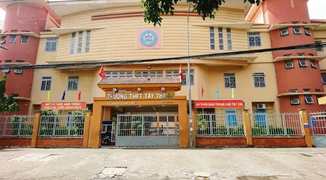 Trường học tại phường Tây Thạnh, TP.HCM
