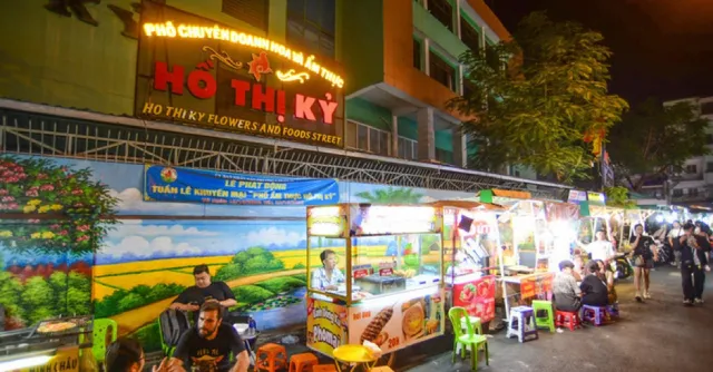 Chợ đêm Hồ Thị Kỷ tại phường Vườn Lài