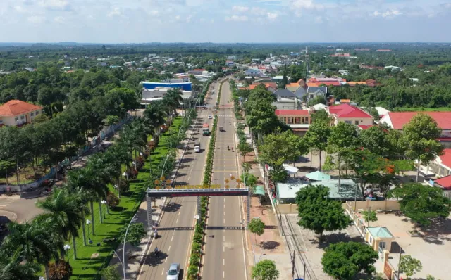 Giao thông và dịch vụ xe cộ tại xã Kim Long