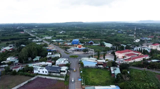 Đường xá tại Ngã Nghĩa Thành, TP.HCM